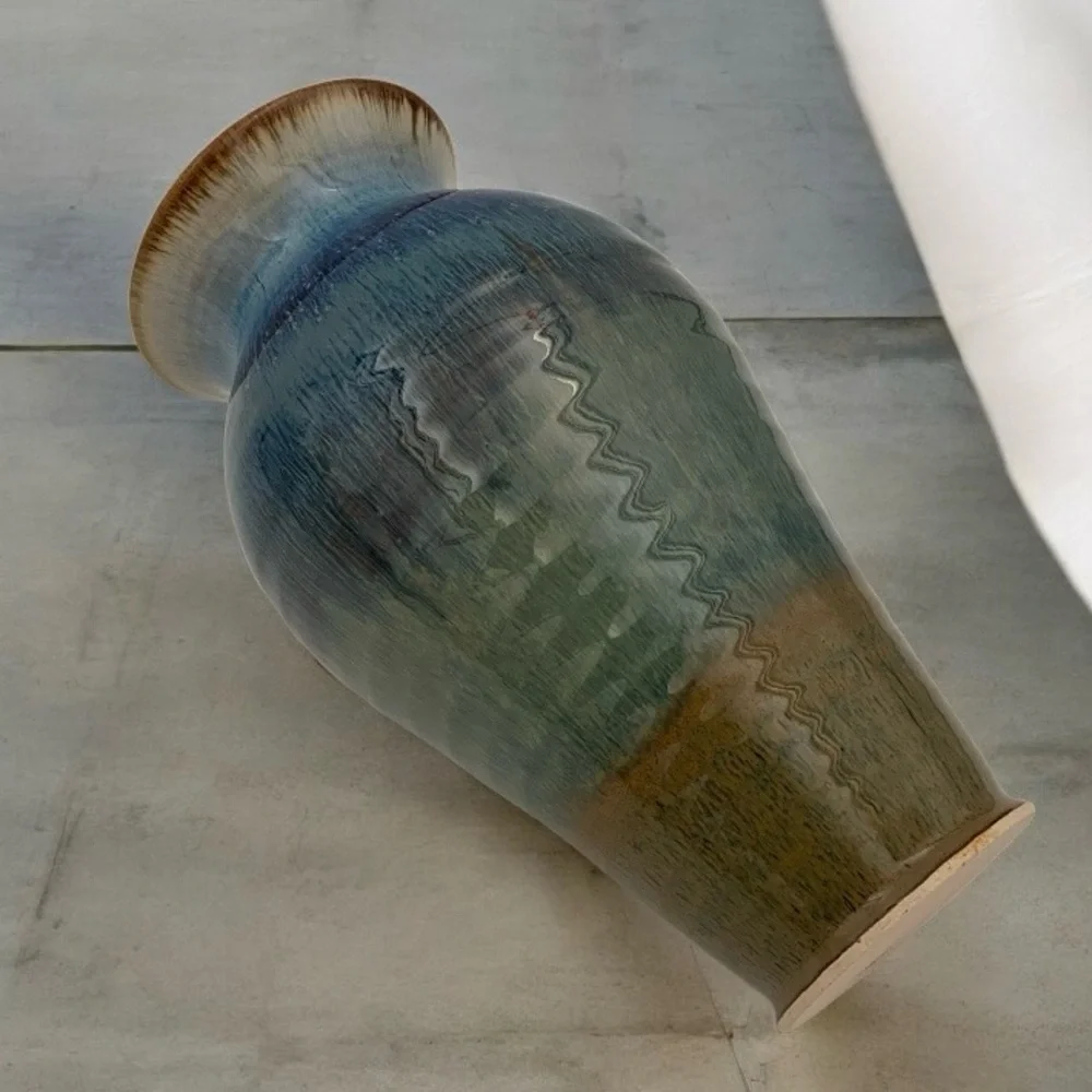 Vintage Large Blanket Creek Art Pottery Vase, Hand Thrown, Drip Glaze, Signed - Picture 4 of 8